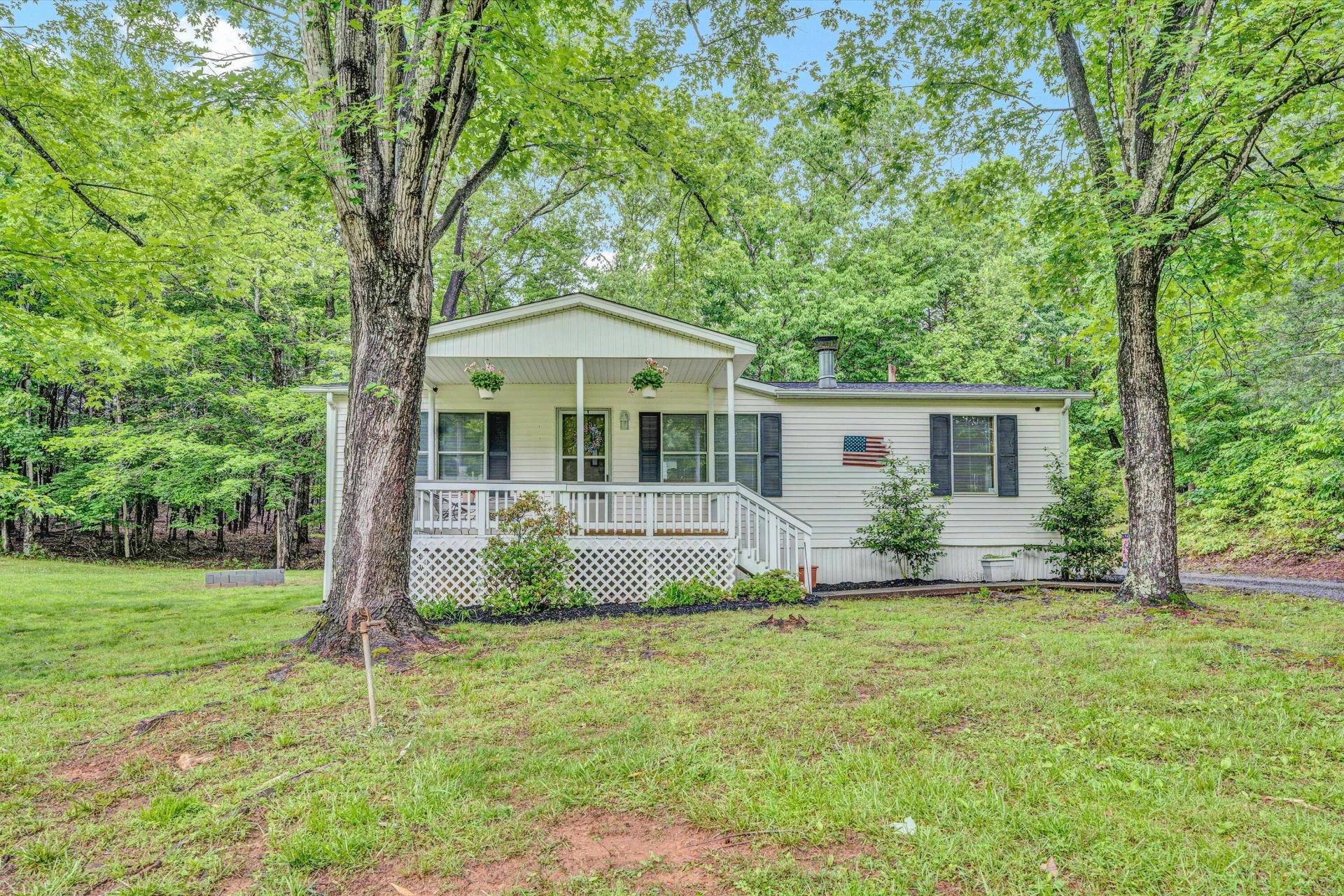 34 Baytree CT - Photo 2
