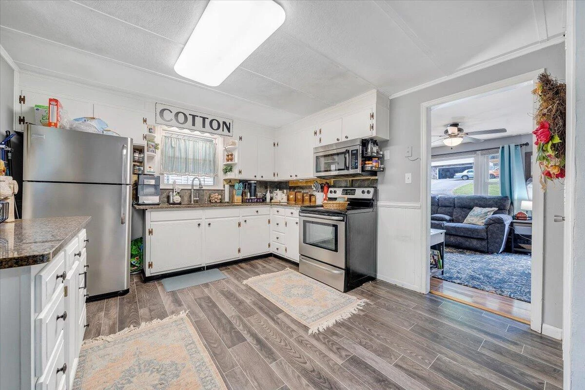 3502 Yellow Mountain RD - Photo 9