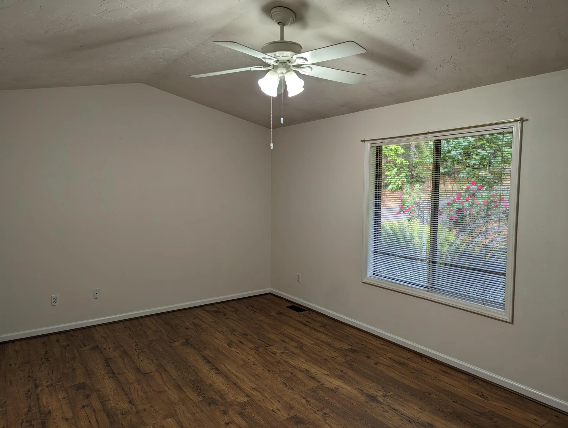 51 Crestwood CIR - Photo 13