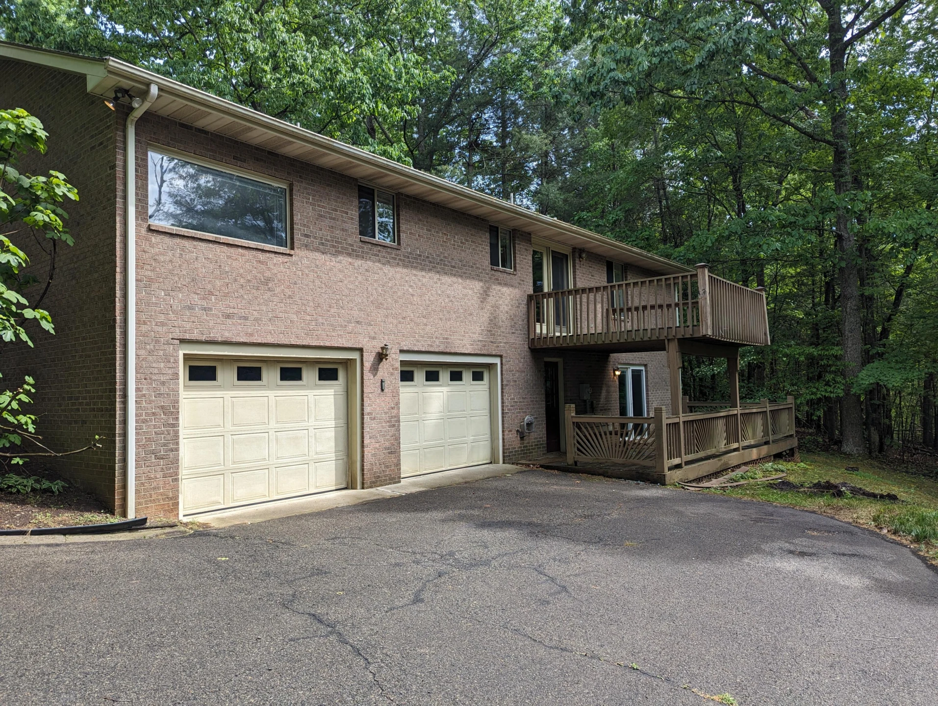 51 Crestwood CIR - Photo 3