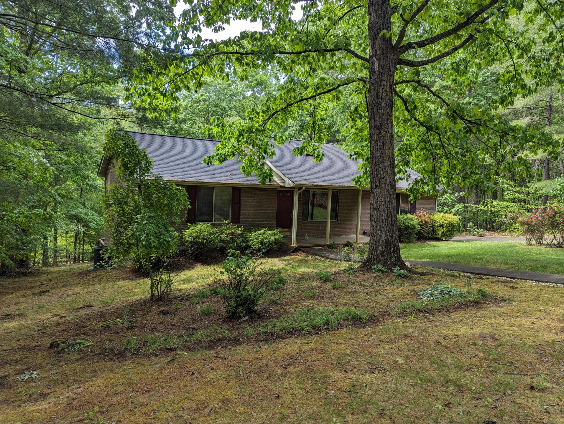 51 Crestwood CIR - Photo 43