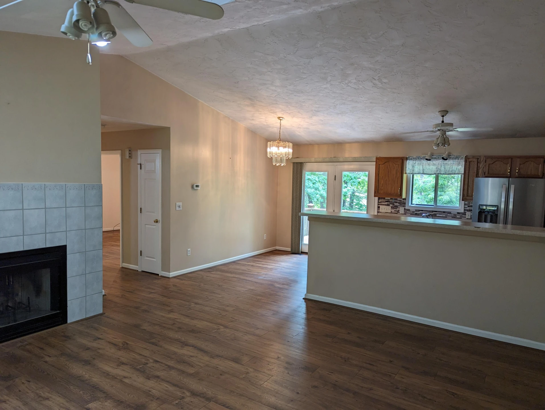 51 Crestwood CIR - Photo 5