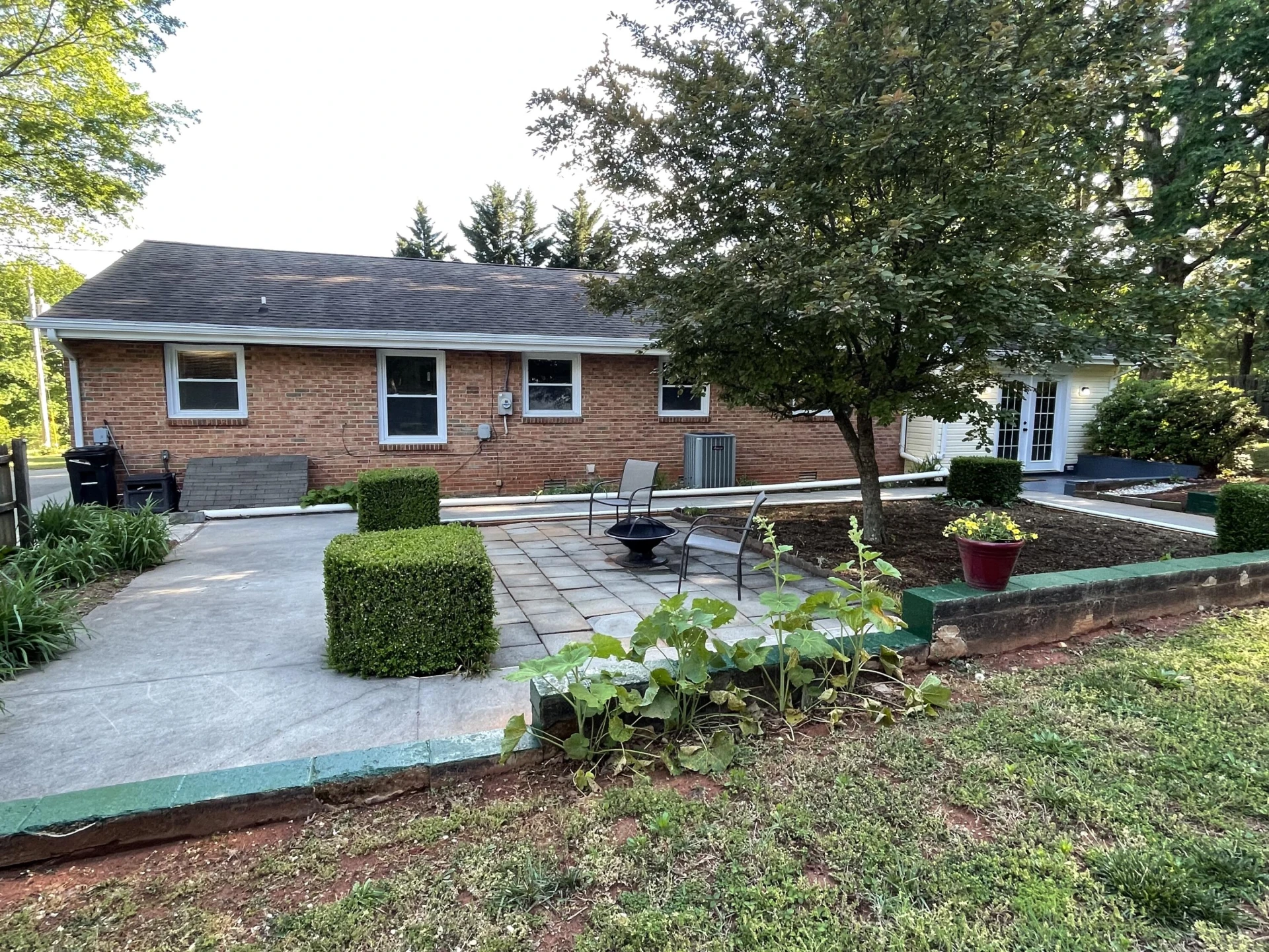 1358 Homeplace RD - Photo 2