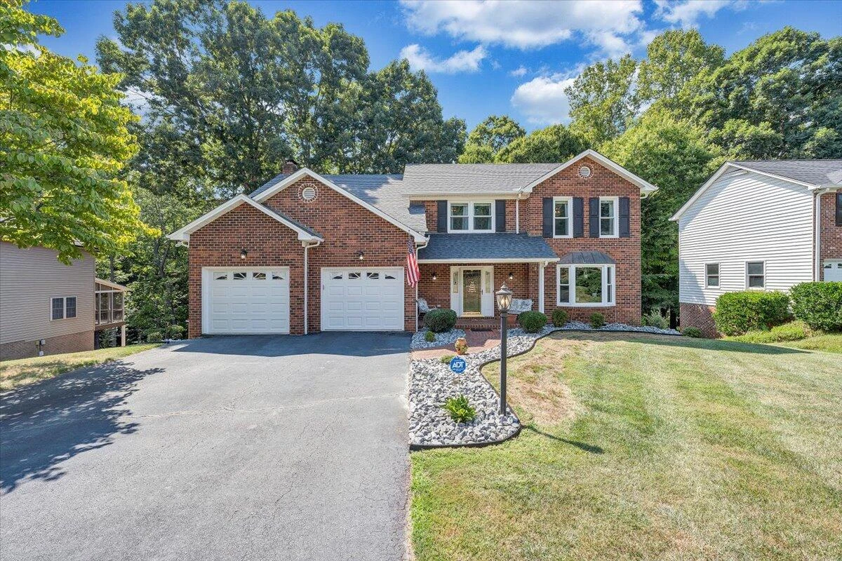 133 Breezewood RD