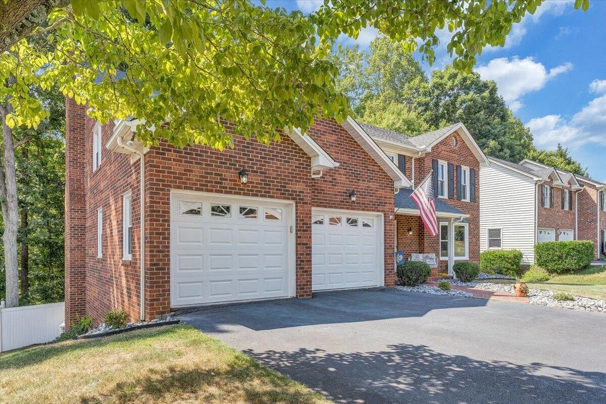 133 Breezewood RD - Photo 3