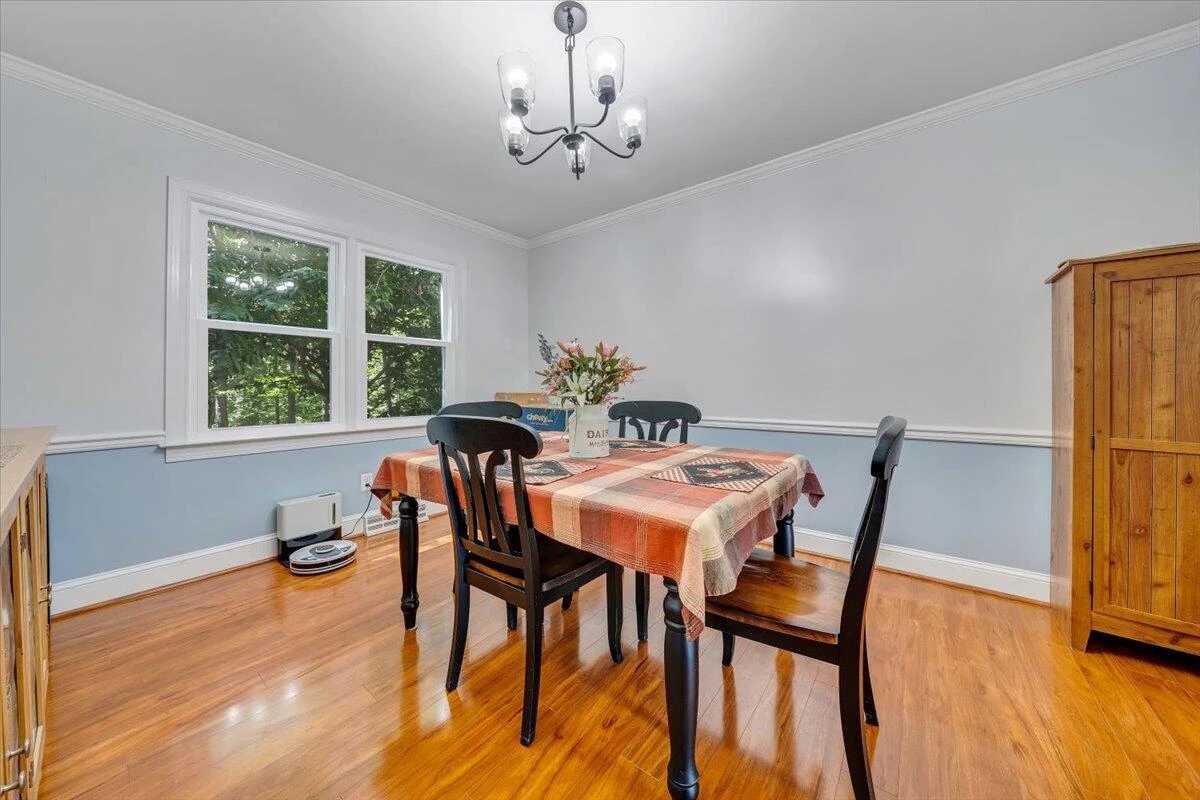133 Breezewood RD - Photo 9