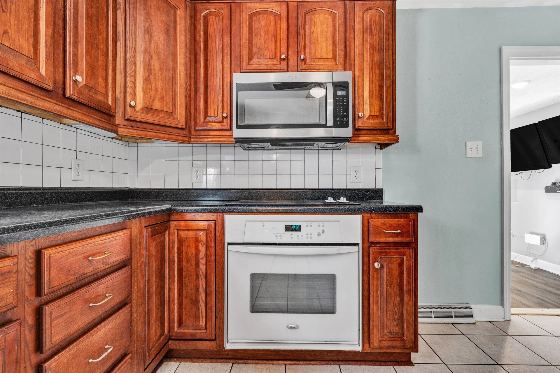3028 Fleetwood AVE - Photo 15