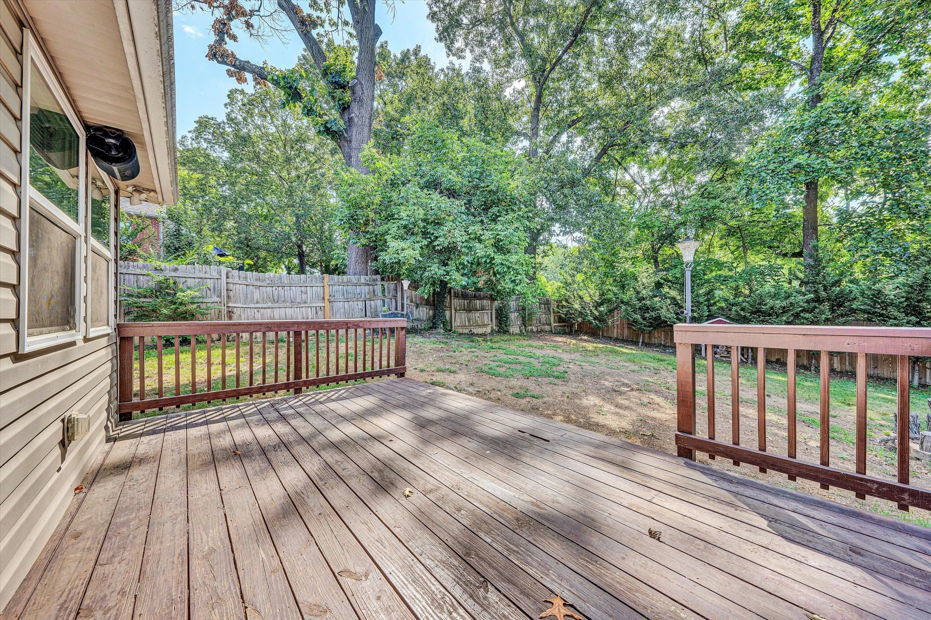 3028 Fleetwood AVE - Photo 18
