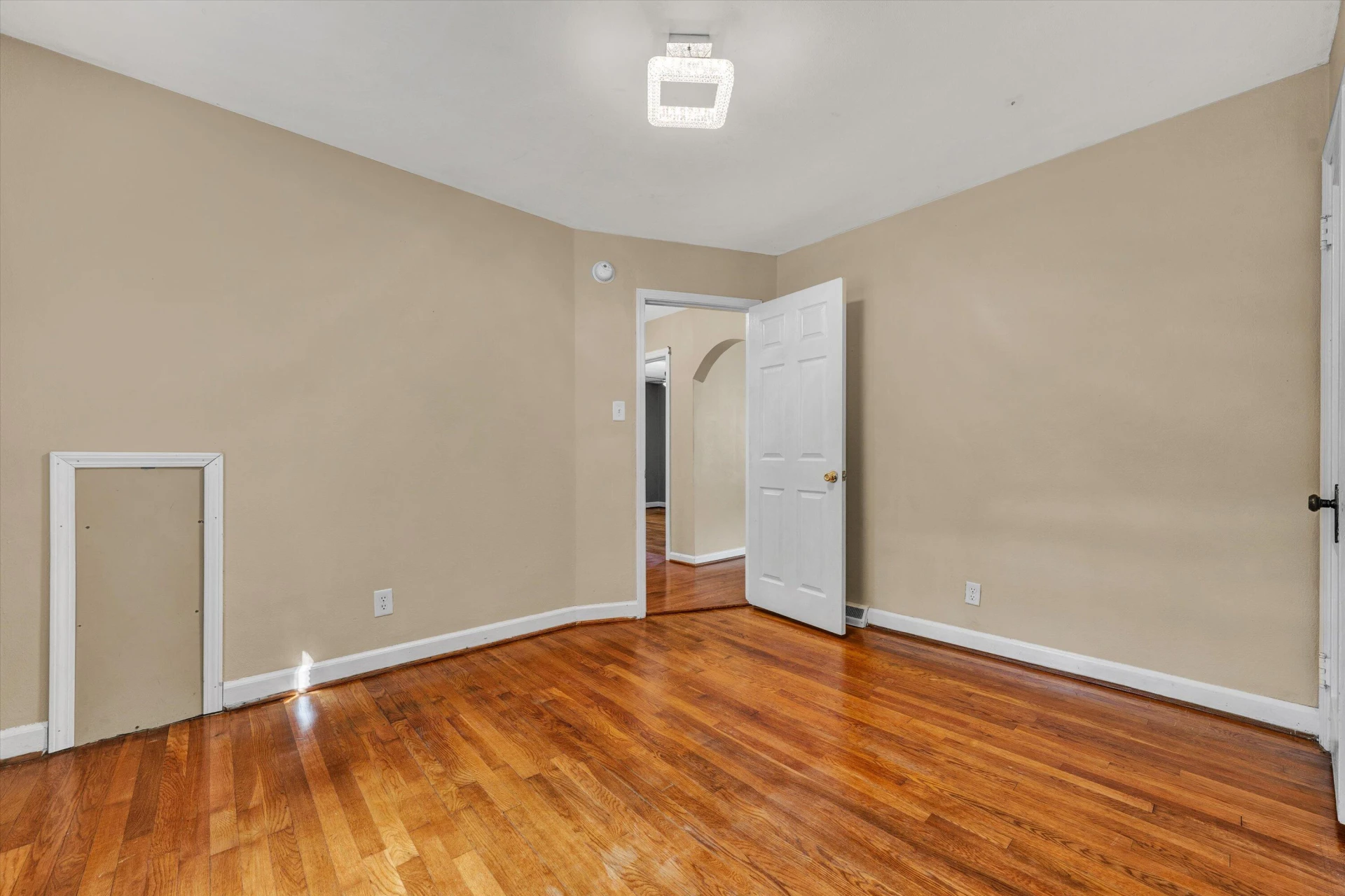 3028 Fleetwood AVE - Photo 20