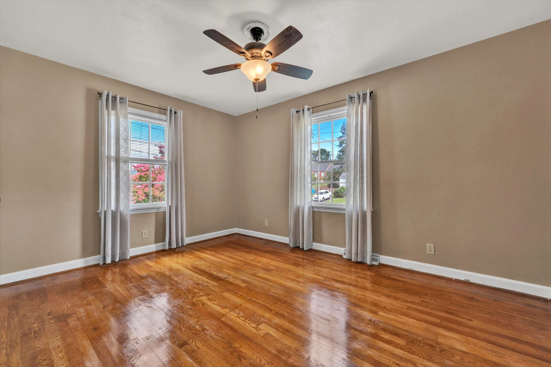3028 Fleetwood AVE - Photo 25