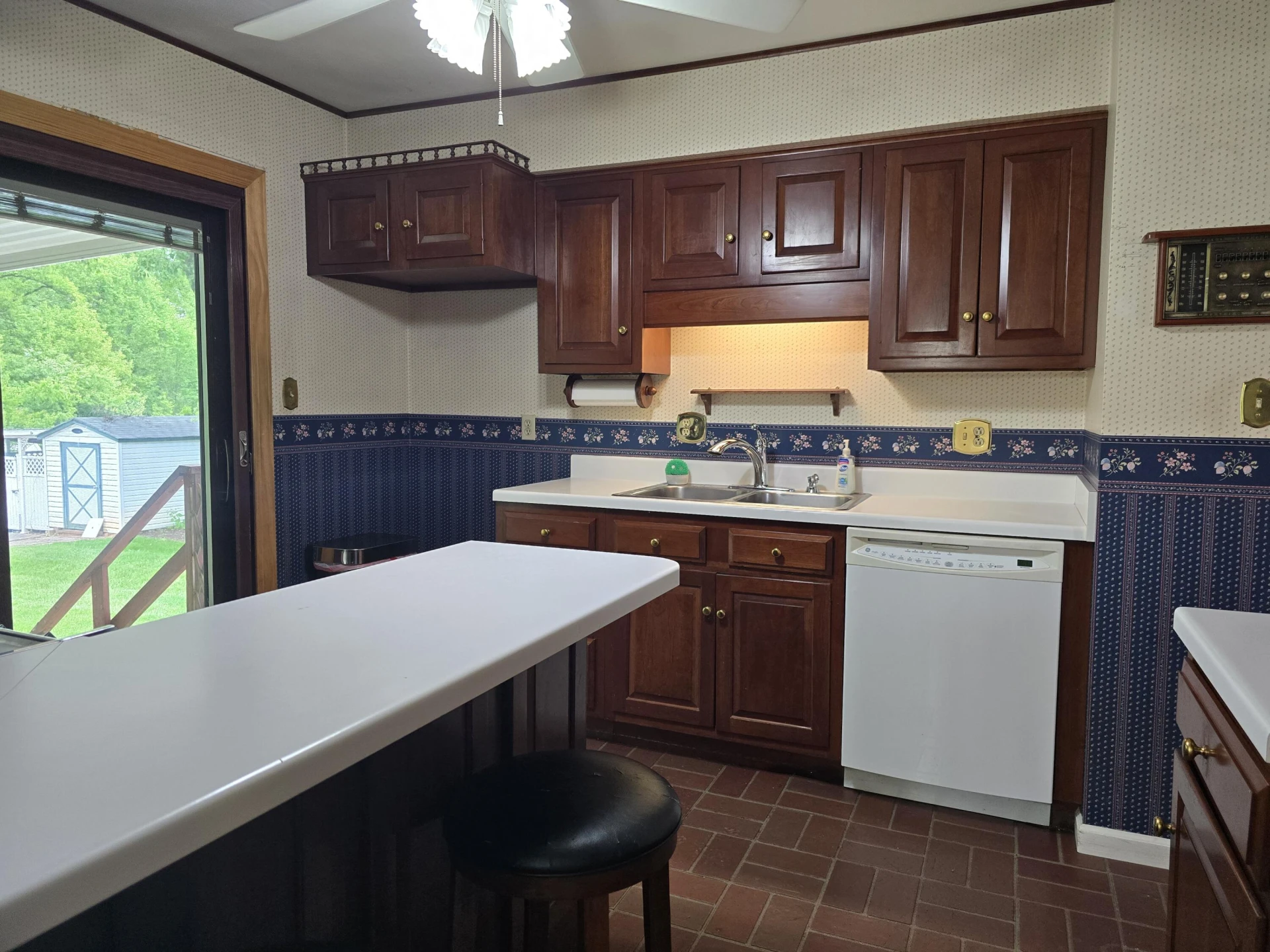 239 Knollwood DR - Photo 10