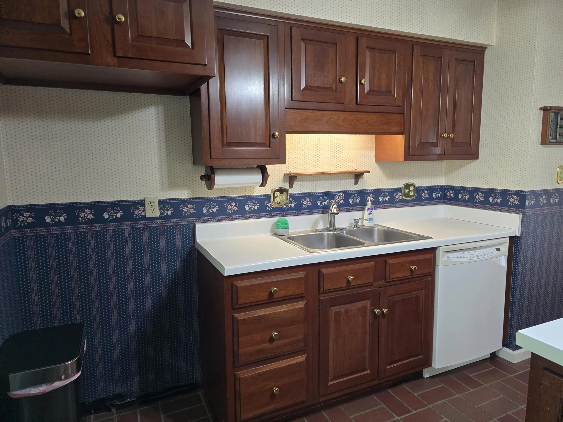239 Knollwood DR - Photo 11