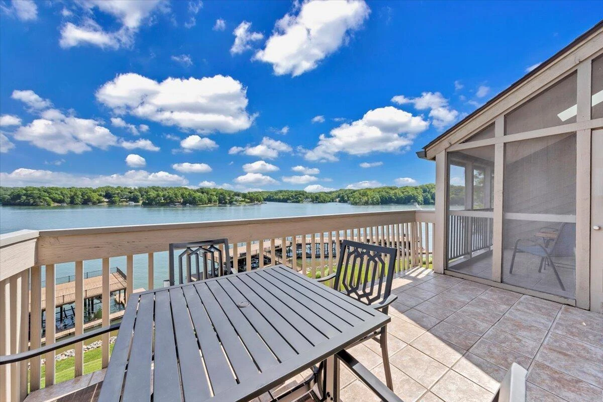 850 Gangplank RD #315