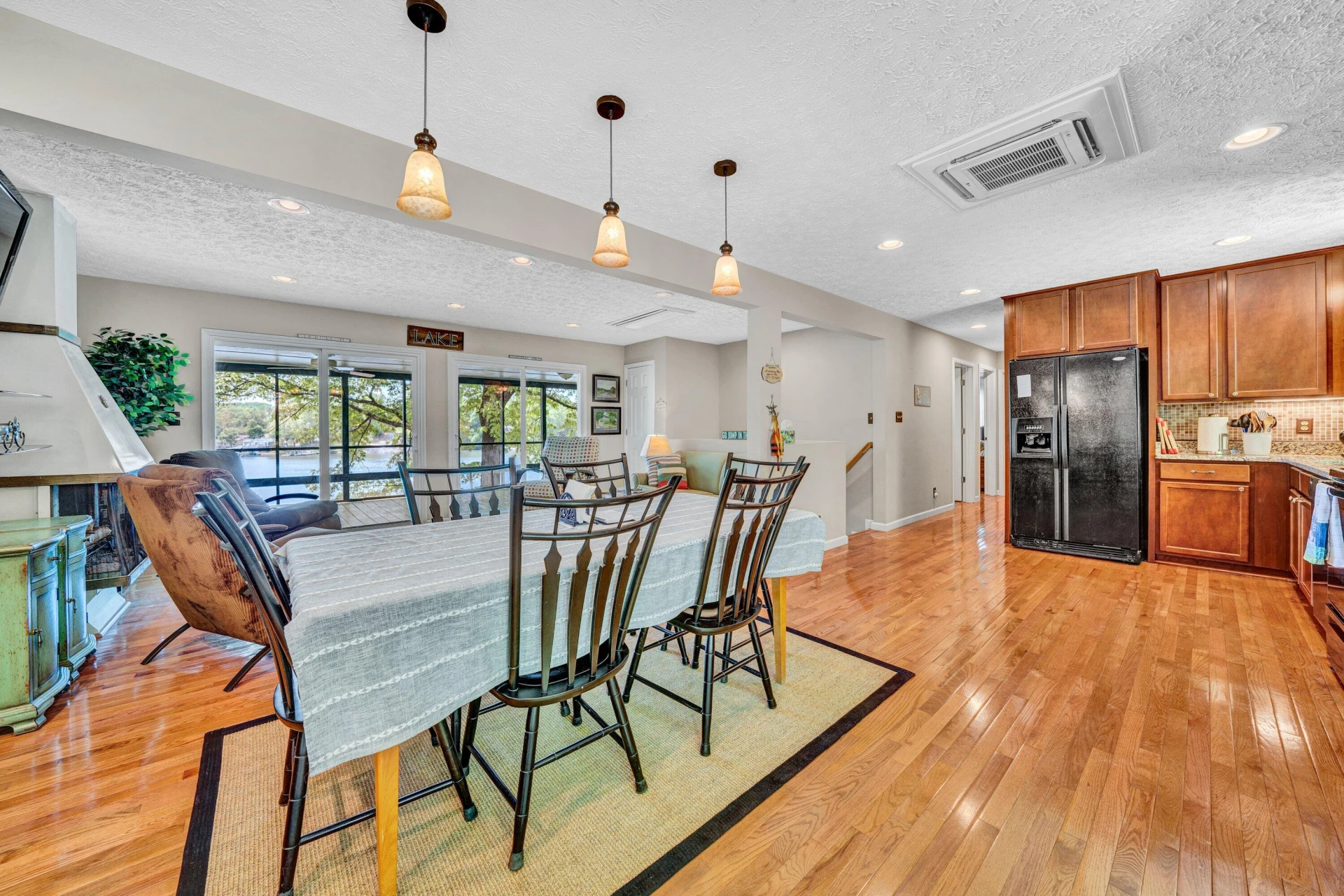 6909 Horseshoe Bend RD - Photo 18