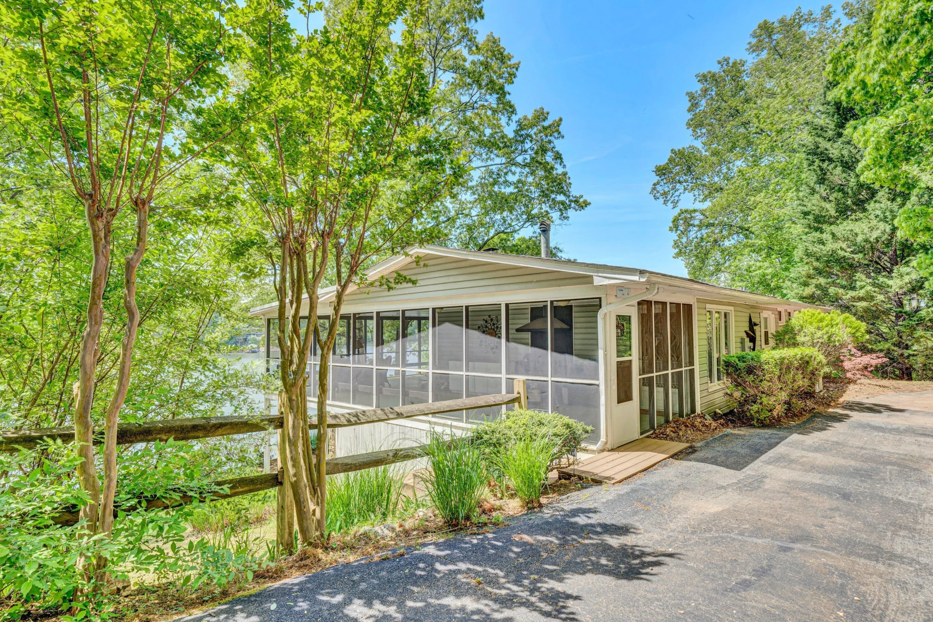 6909 Horseshoe Bend RD - Photo 2