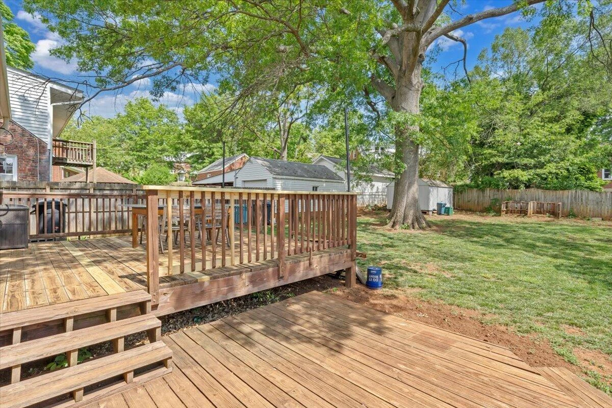 3531 Greenland AVE - Photo 30