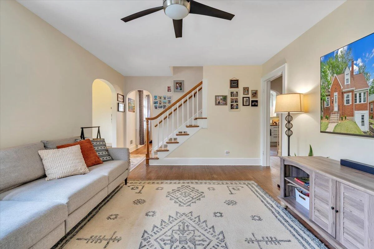 3531 Greenland AVE - Photo 9