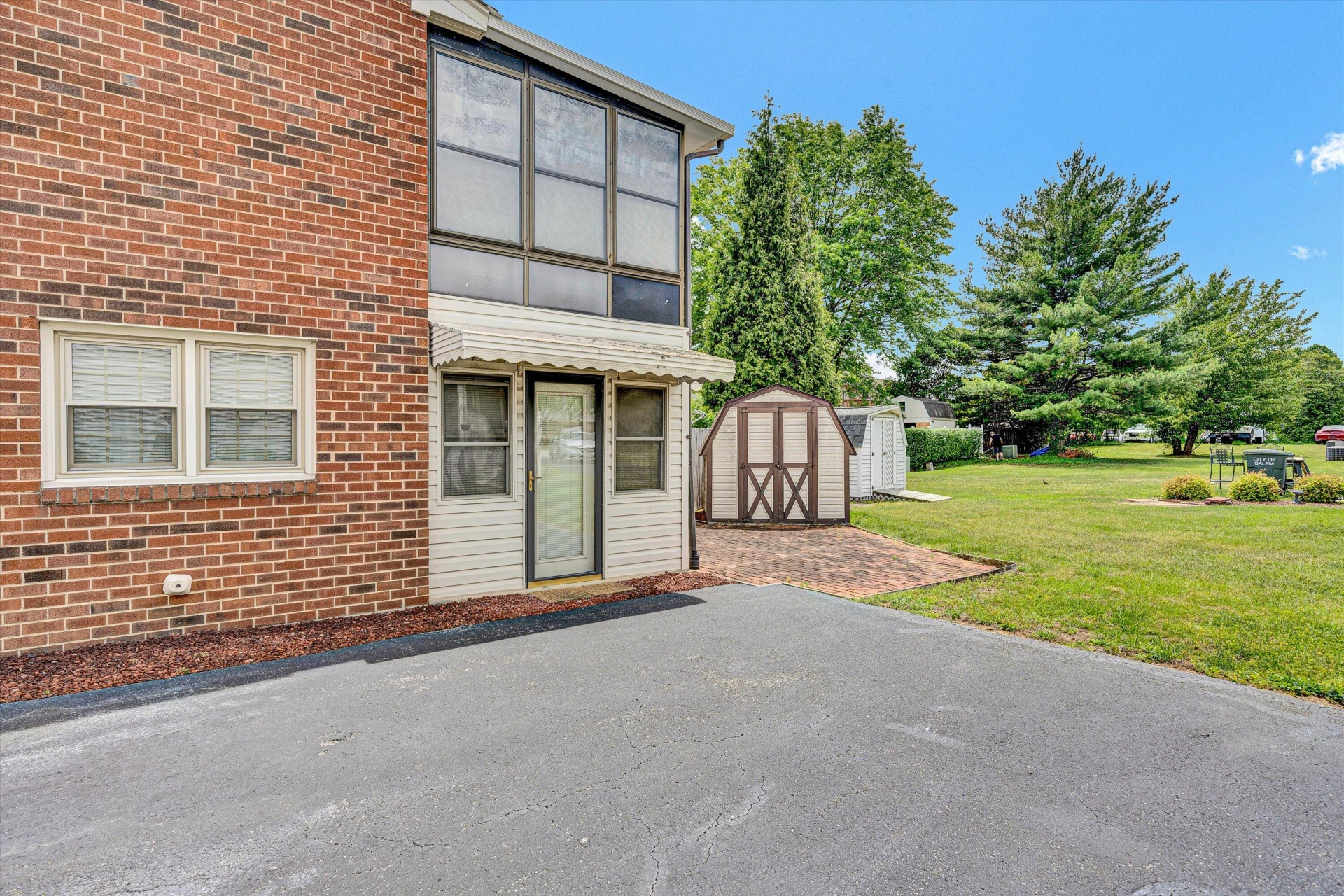 1308 Parkdale Manor DR - Photo 23