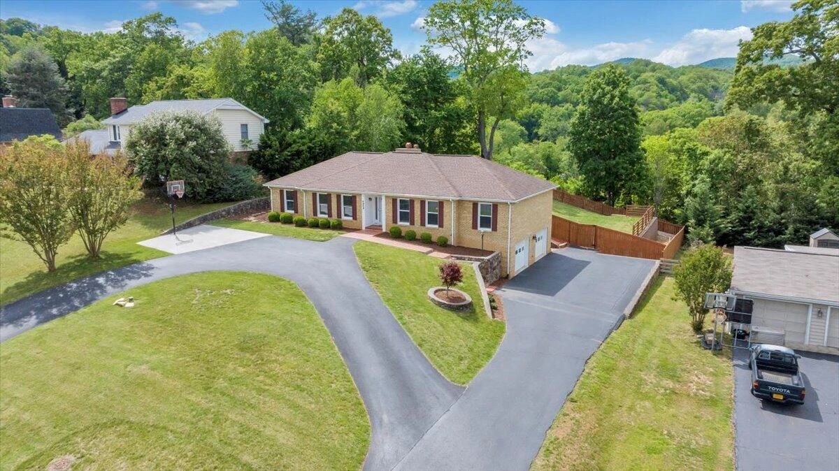 4949 Grape Tree LN - Photo 71