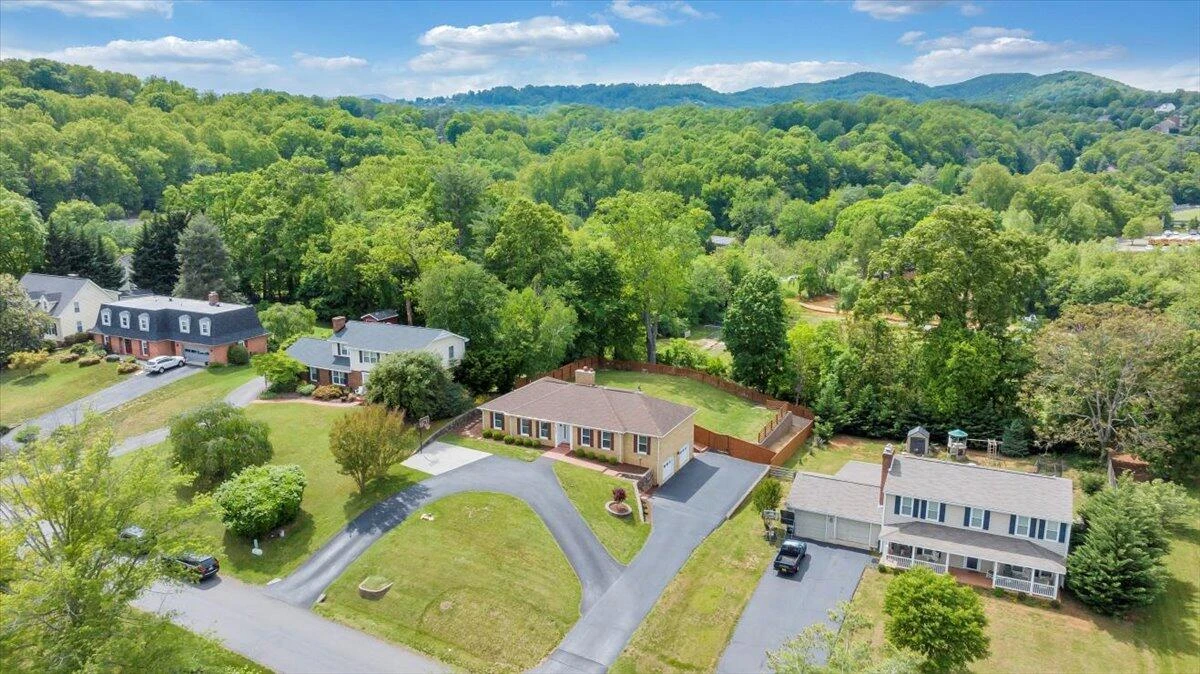 4949 Grape Tree LN - Photo 72