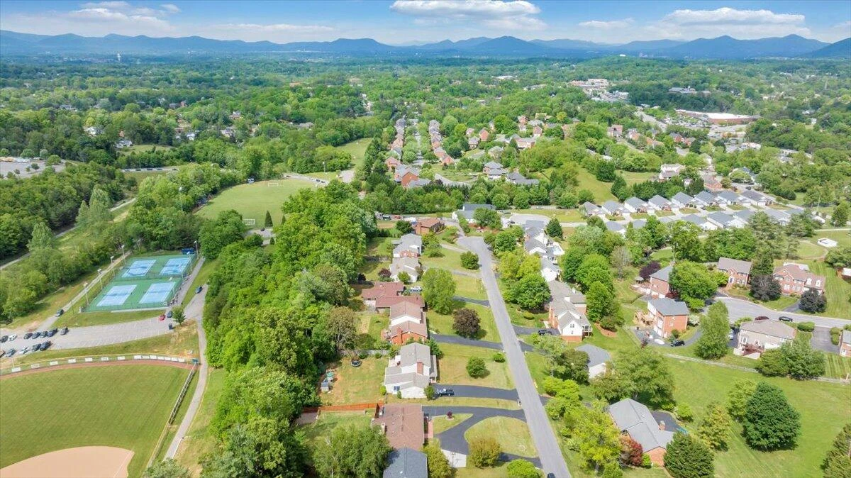 4949 Grape Tree LN - Photo 81