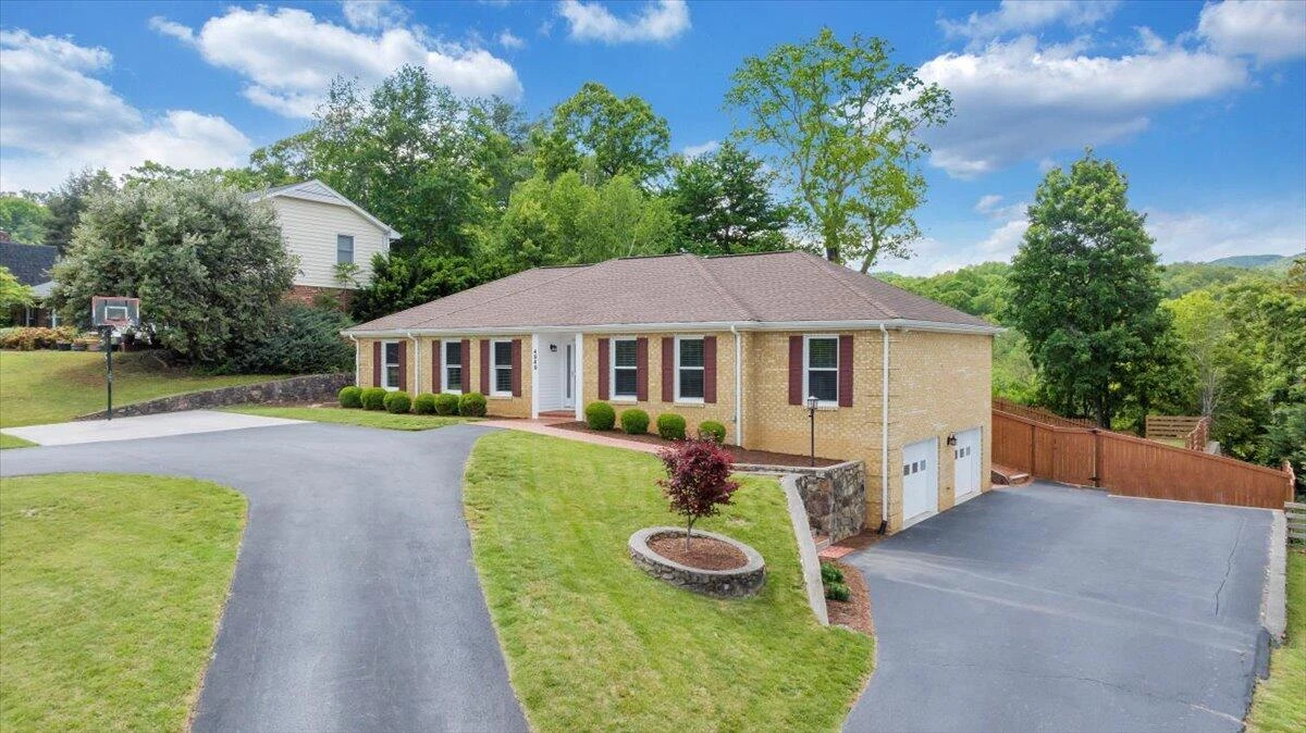 4949 Grape Tree LN - Photo 85