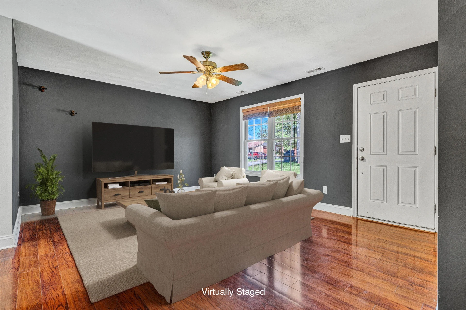 2614 Radford RD - Photo 4