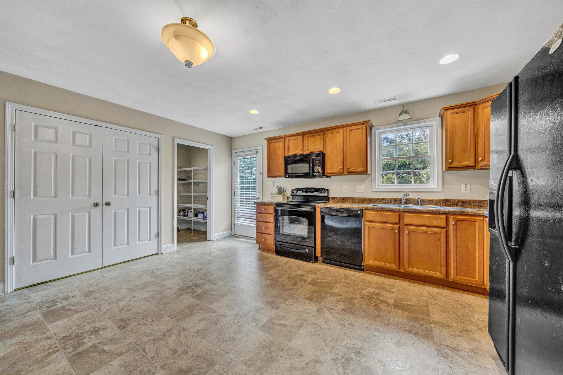 2614 Radford RD - Photo 7