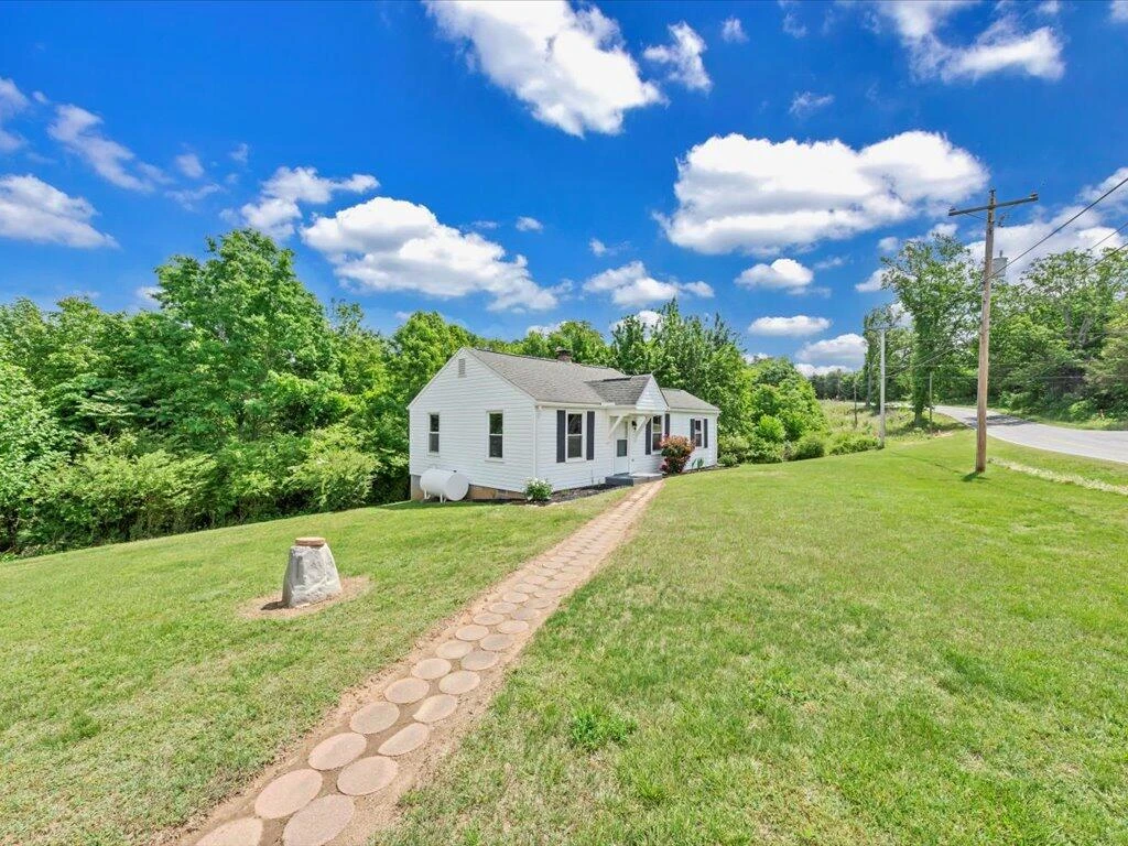 4229 Old Liberty DR - Photo 28
