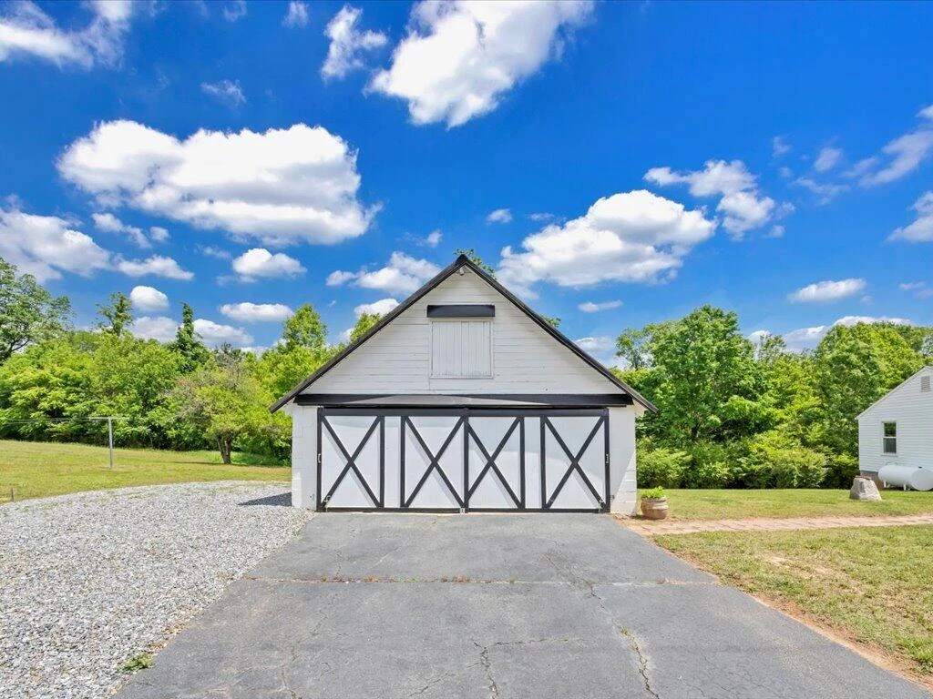 4229 Old Liberty DR - Photo 29