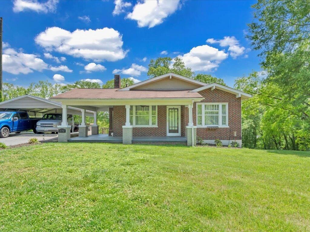 370 Bassett Heights Rd RD