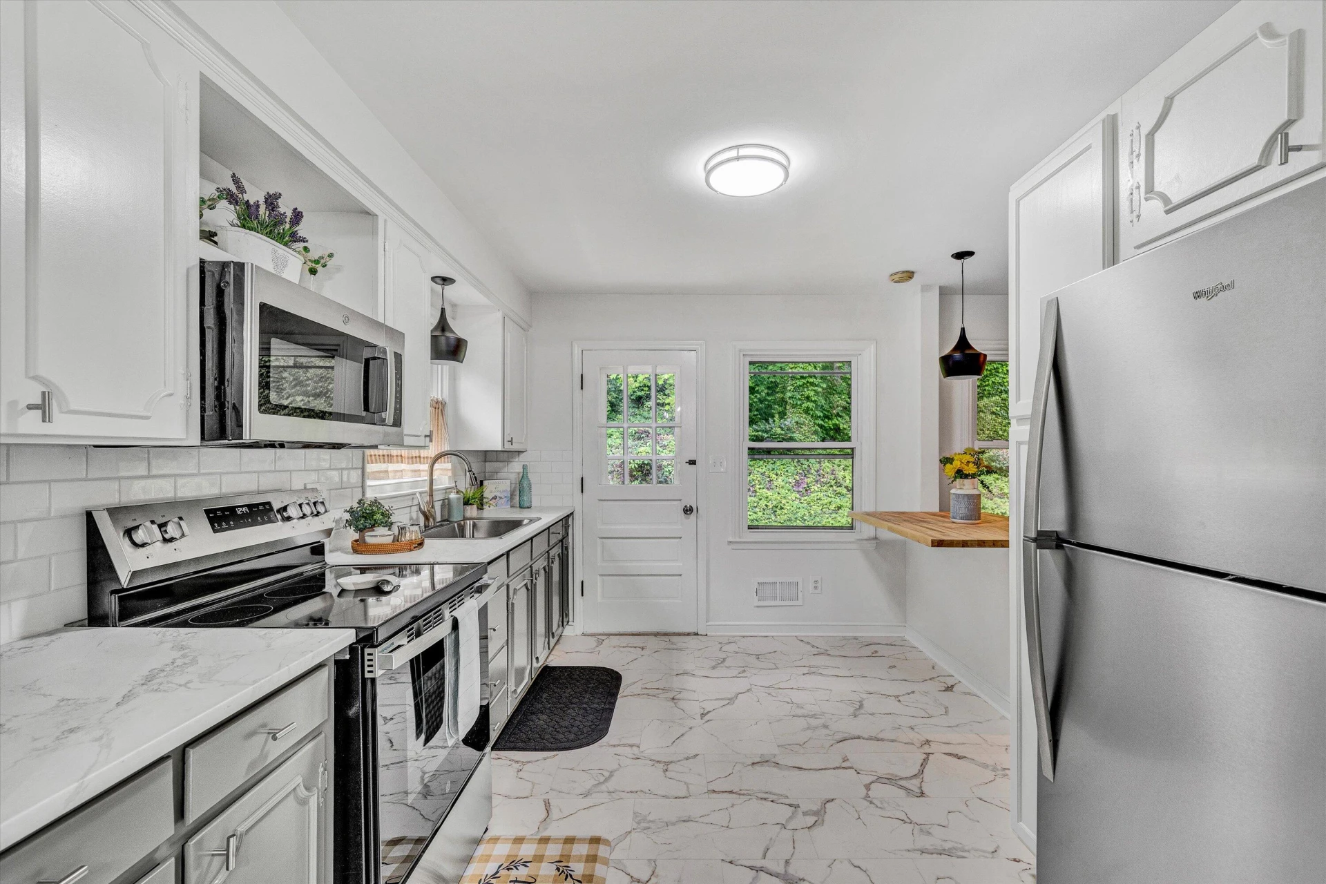 4122 Woodvale DR - Photo 10