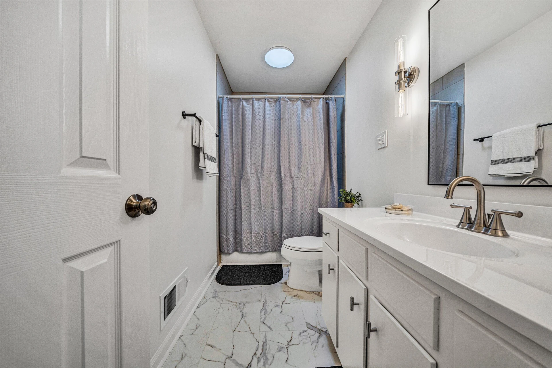 4122 Woodvale DR - Photo 18