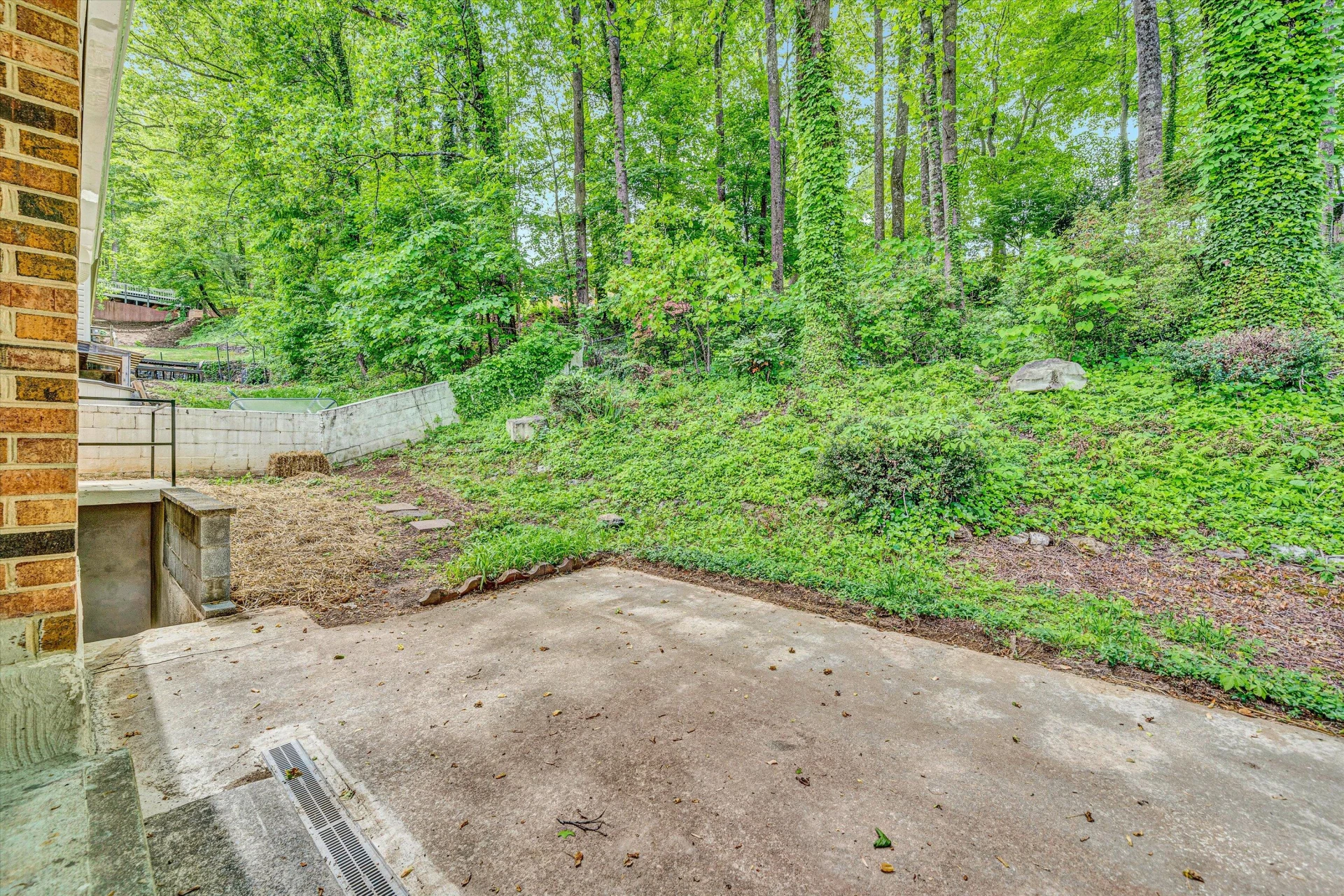 4122 Woodvale DR - Photo 34