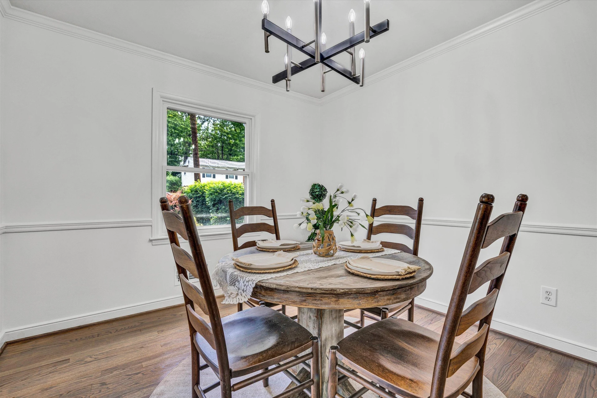 4122 Woodvale DR - Photo 8