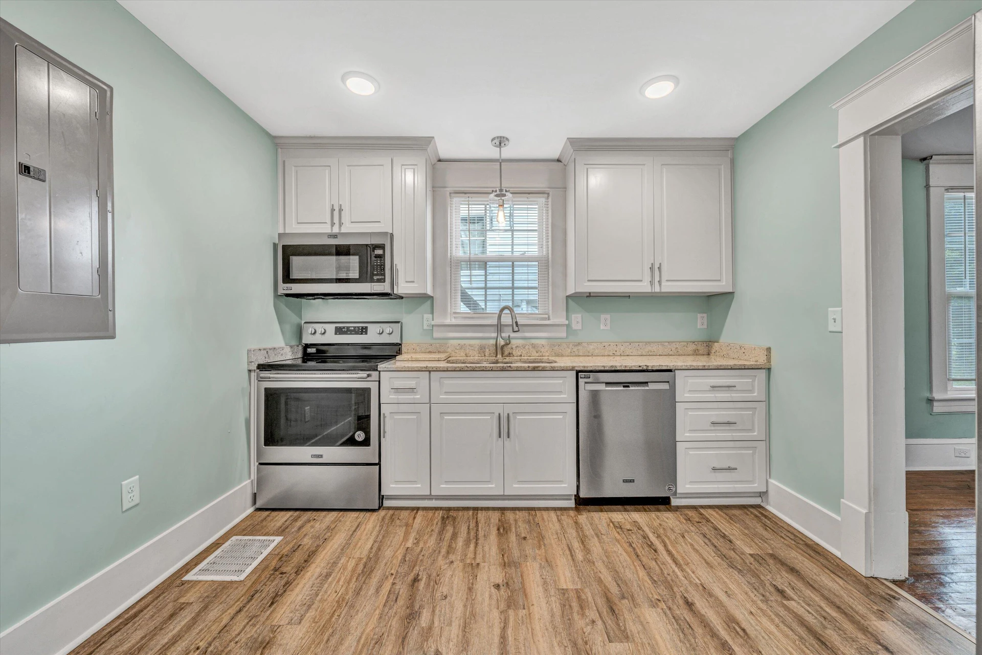 418 Chestnut ST - Photo 12