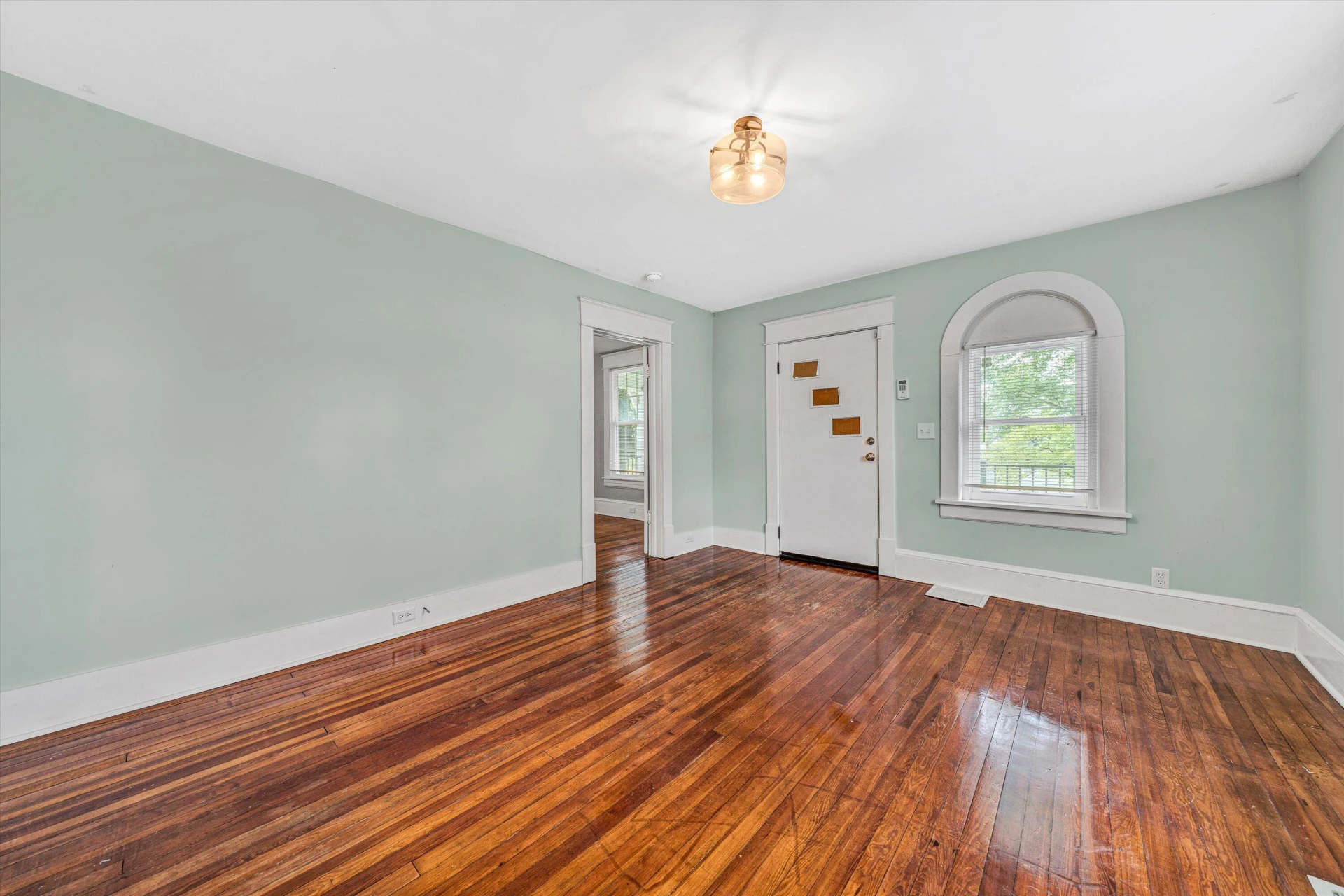 418 Chestnut ST - Photo 9