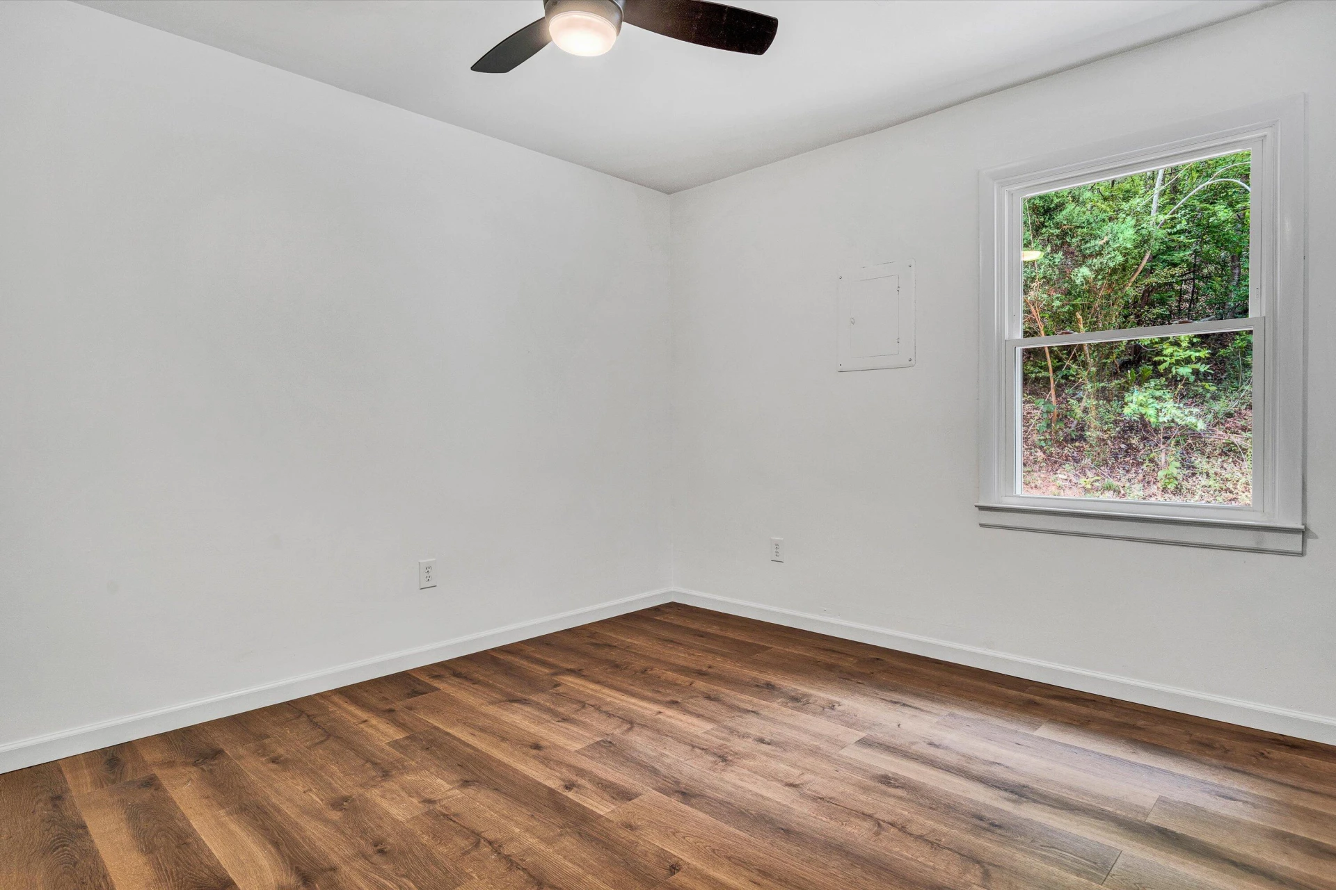 160 Primrose RD - Photo 15