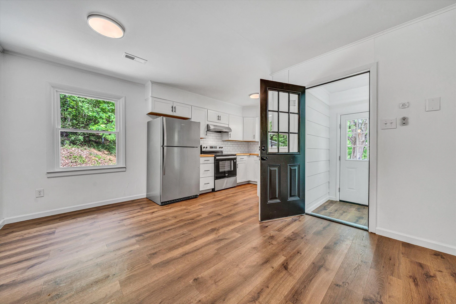 160 Primrose RD - Photo 5