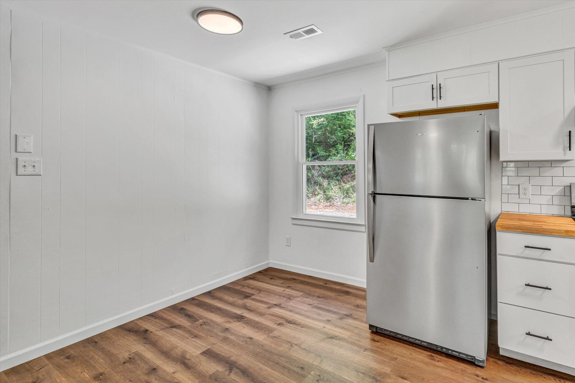 160 Primrose RD - Photo 6