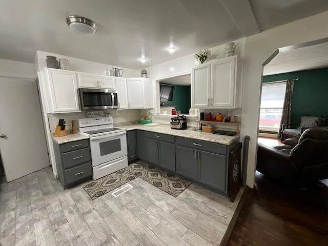 514 Briarwood DR - Photo 10