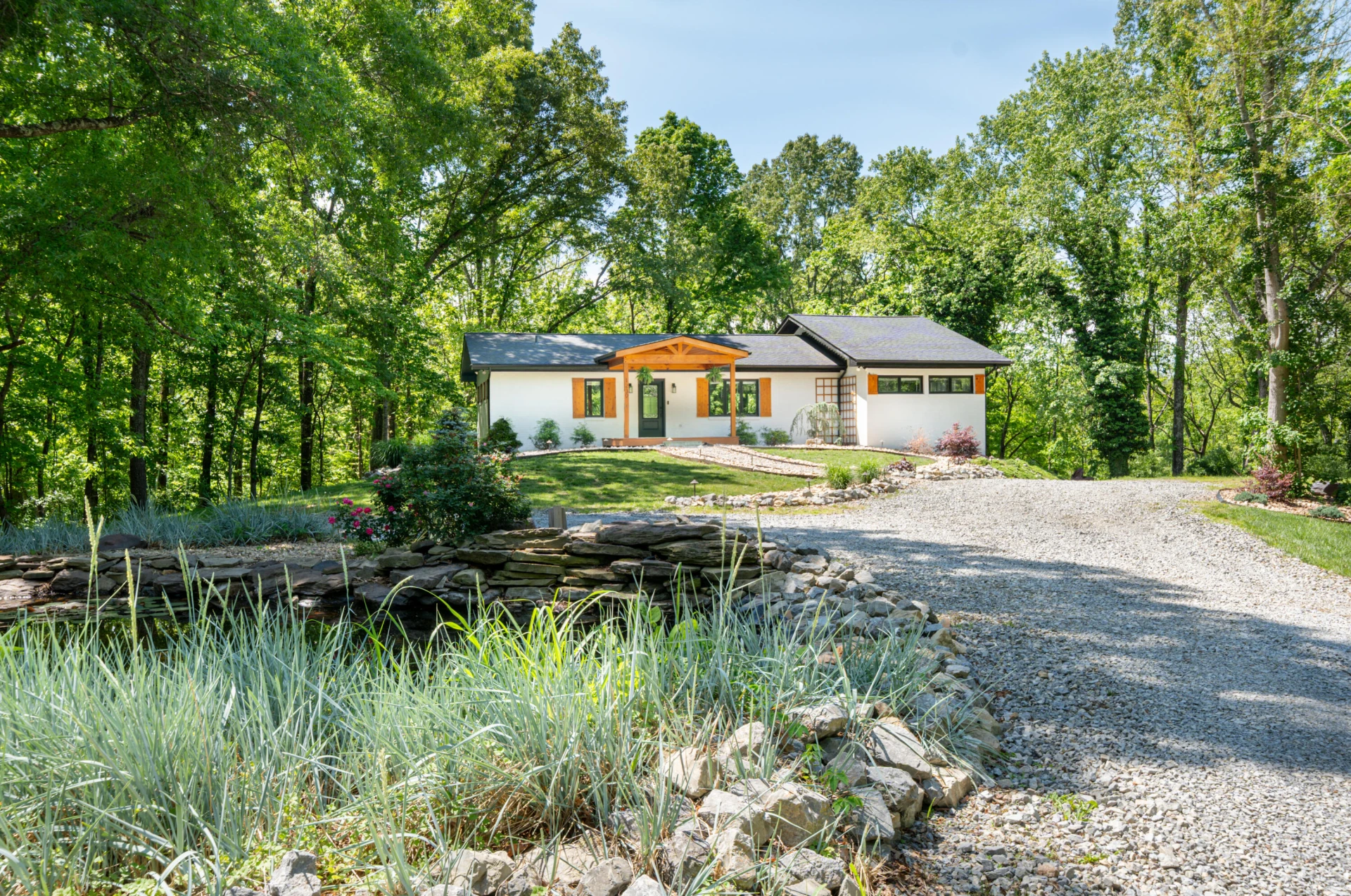 1230 Old Hollow RD - Photo 2
