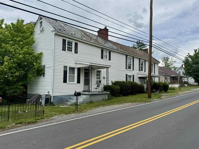 5255 Wilderness RD - Photo 4