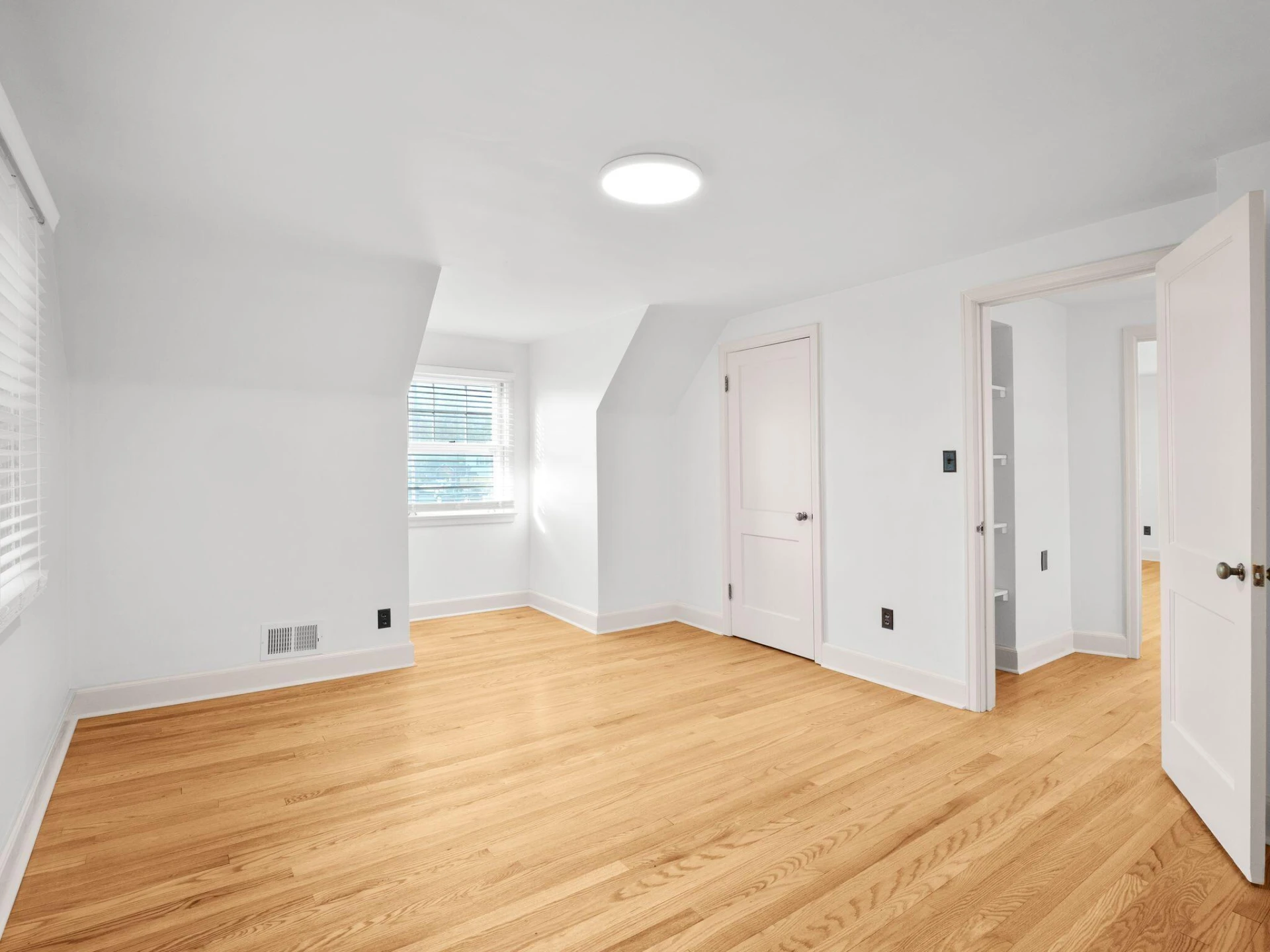 306 2nd ST - Photo 15