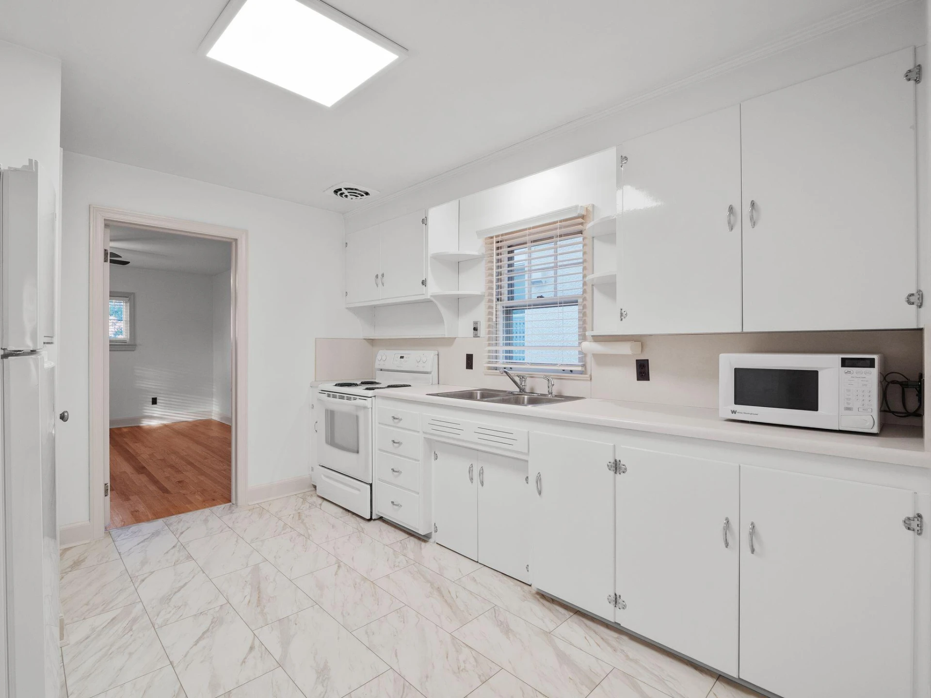 306 2nd ST - Photo 12