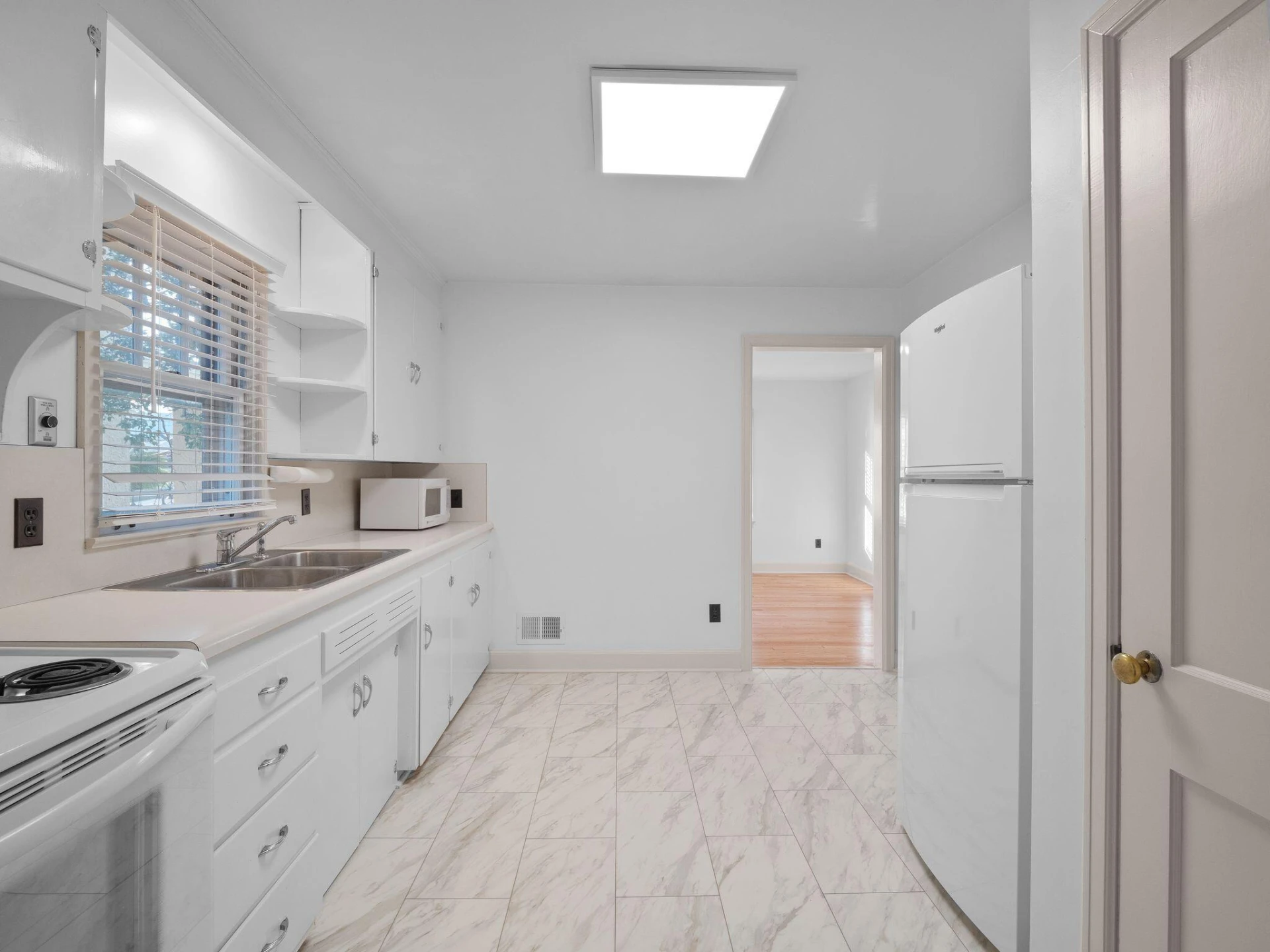 306 2nd ST - Photo 13