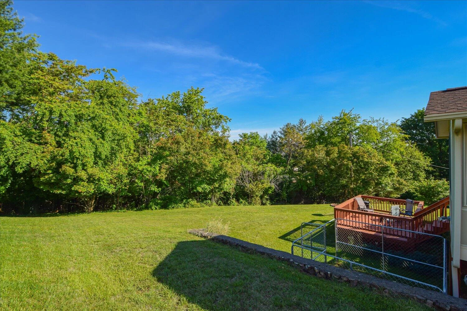 2245 Karen DR - Photo 29