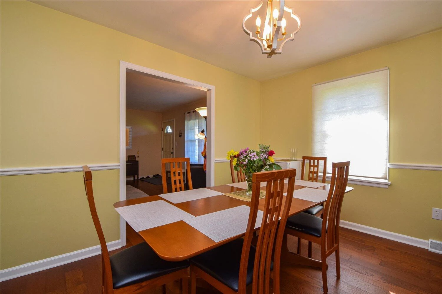 2245 Karen DR - Photo 7