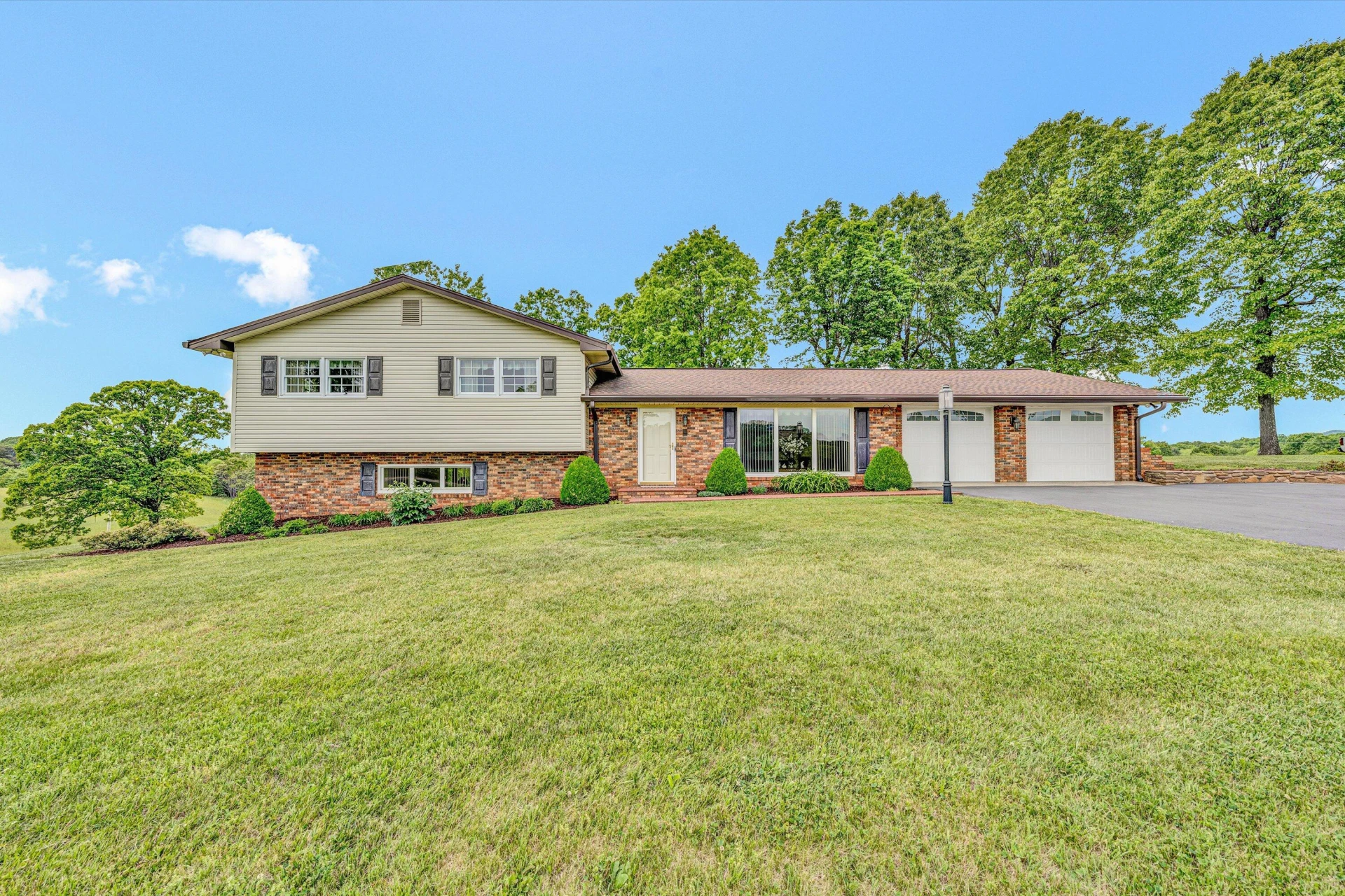 3229 Morgans Mill RD