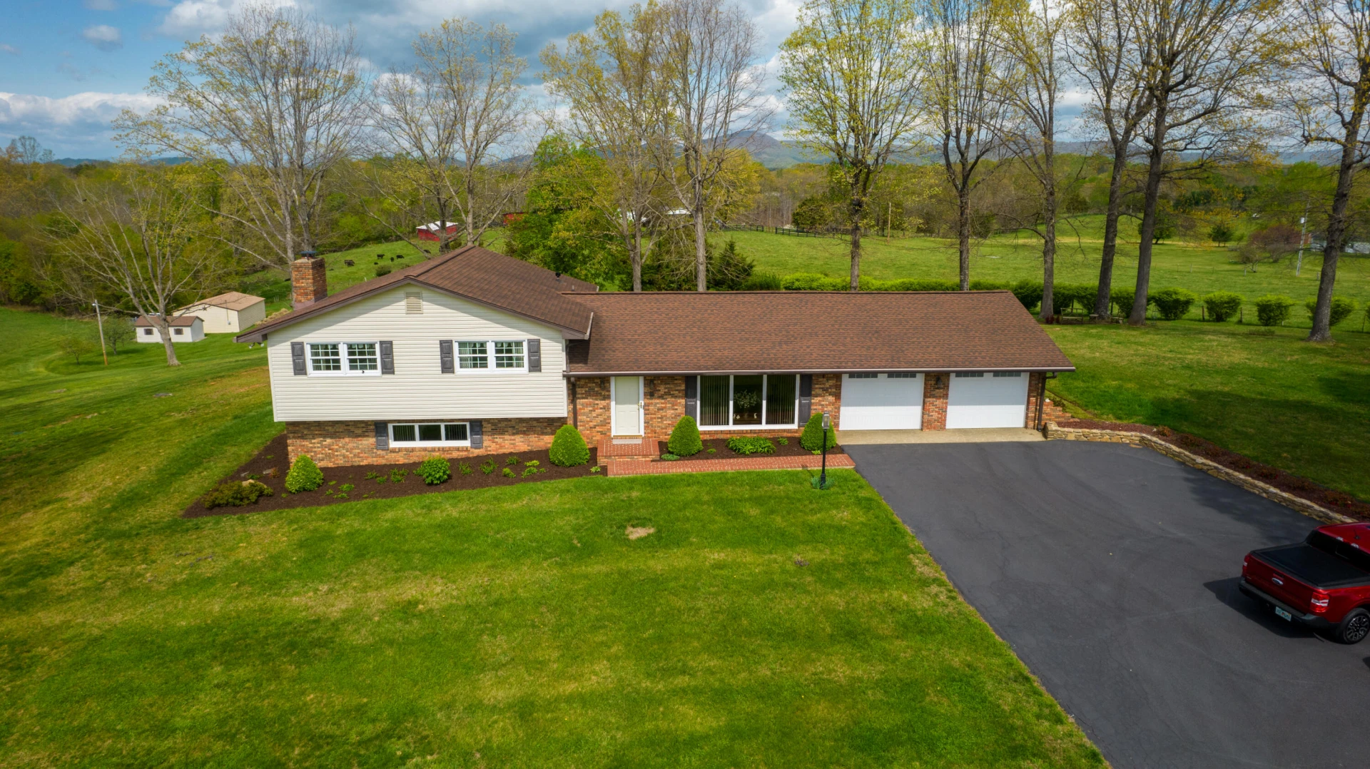 3229 Morgans Mill RD - Photo 57